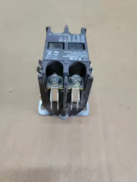 C25bnb230a Eaton Contactor 30 Amp 2 Pole 110/120v Coil 1ph - Used #3