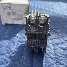 C25bnb225b Eaton Cutler Hammer New / Contactor - 25 Amp 2 Pole 208/220v Coil #2