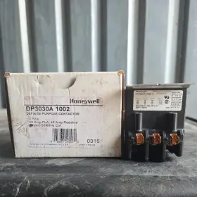 Honeywell Dp3030a 1002 Definite Purpose Contactor 24vac Coil 30a 3 Pole