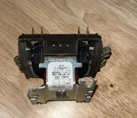 R8242a-1115 Honeywell R8242a1115 Contactor Used #2