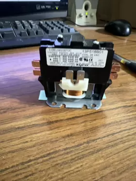 3100-10q19272c Products Unlimited 13p518b01 Contactor