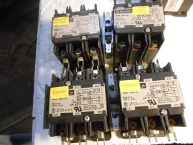 Square D 8910-dpa33 Used Pair Relays