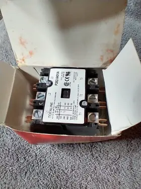 P282-0431a Totaline Hvac Definite Purpose Contactor 3pole 50a Coil 24vac 50/60hz
