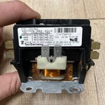 Products Unlimited Contactor 3100-20Q1542 C147094P03; 24V, 50/60HZ (ra). Fixed Price $25.00.