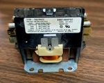 Products Unlimited Contactor 3100-15Q1942C; D661460P02; 24V, 50/60HZ *pre-owned*. Fixed Price $16.99.
