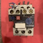 Telemecanique R3 D1322 +LA7-D1064 Motor Protector 17-25A Used. Fixed Price $45.00.