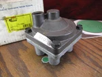 Sealco Air Brake Relay Valve 4 Port 3/8" Reman E-SL110380X Low Opening. Fixed Price $60.00.
