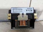 Carrier HN52KC024 Contactor Black 600 Volt 30 Amp 2-POLE Coil 24VAC 50/60HZ. Fixed Price $10.06.