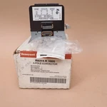 Honeywell R8214 1005 3-POLE Contactor 24V 50/60 Hz. Fixed Price $39.99.